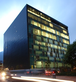 Universidad de los Andes School of Management